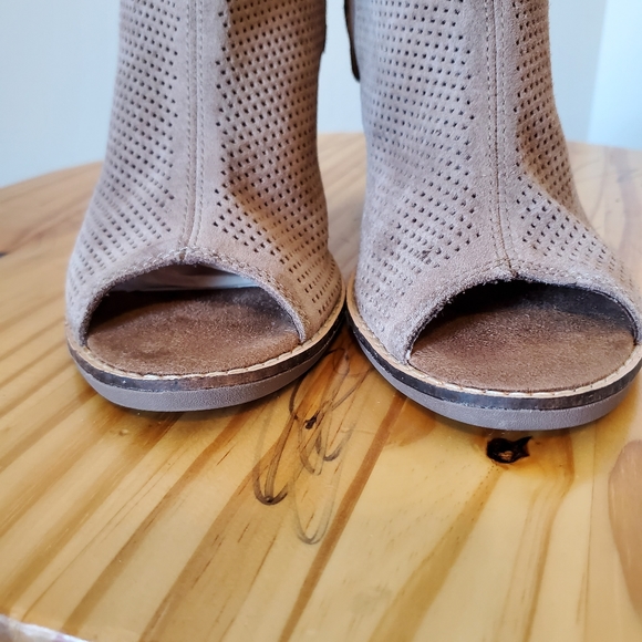 TOMS Ankle boots Size 8 - Picture 5 of 8